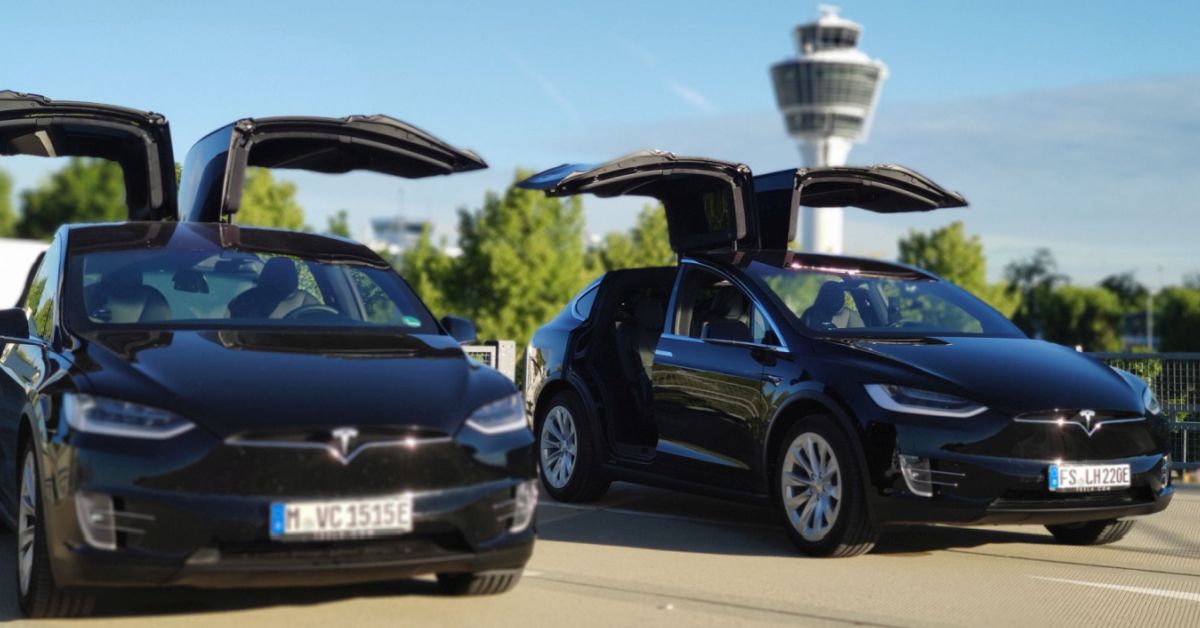 Tesla Mode X Airport Munich Transfer